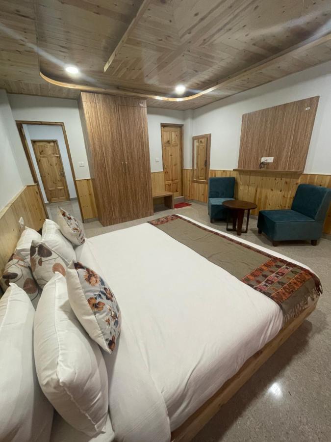 Hotel Mountain Majesty! Top-Rated Luxury Stay Amid Snowcapped Mountains With Balcony And Riverside Calm Manali (Himachal Pradesh) Exterior photo